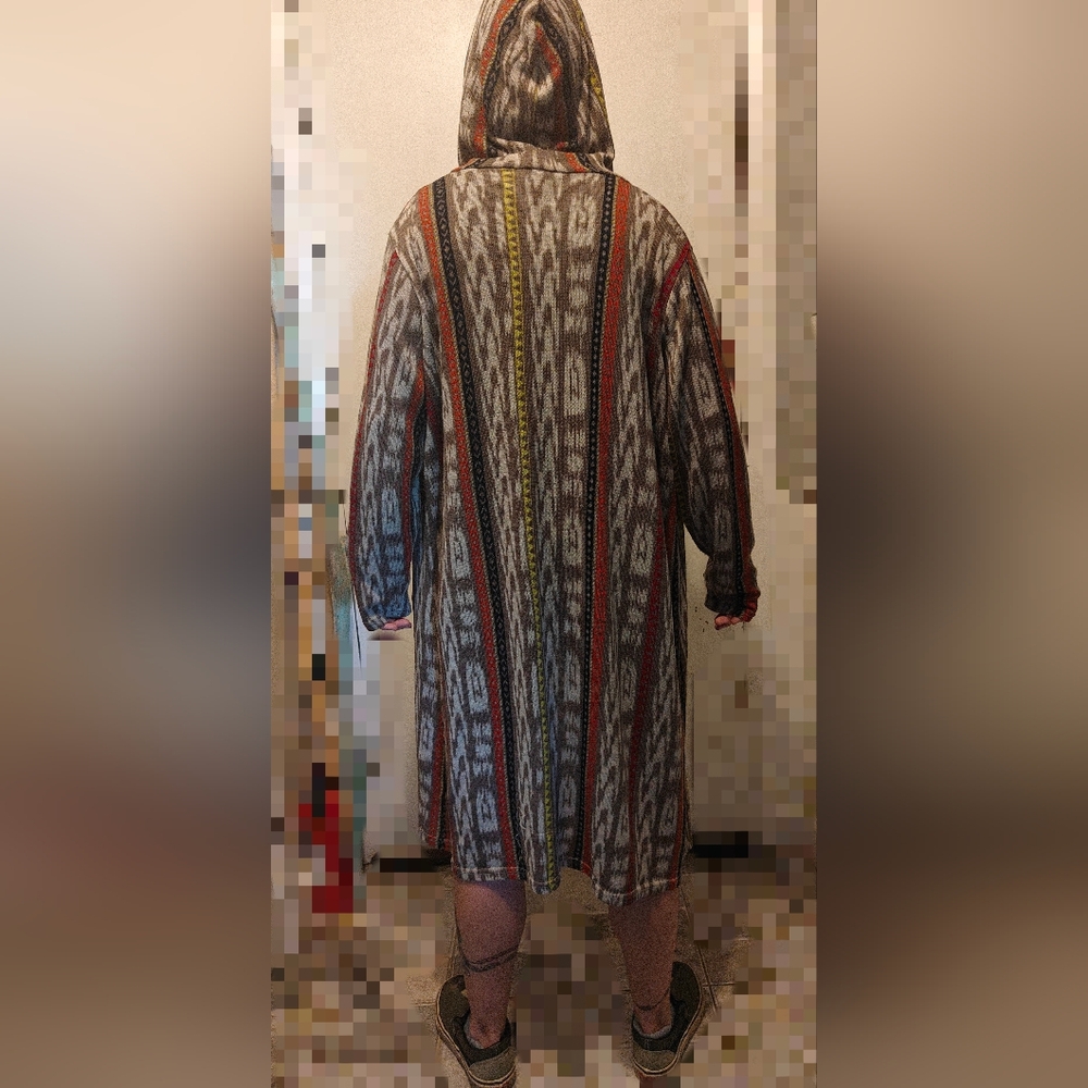 Triangular Animal Print Knit Cardigan